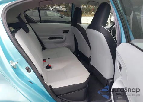 2014 Toyota Prius C One z USA, uszkodzony, nr VIN JTDKDTB30E1070802